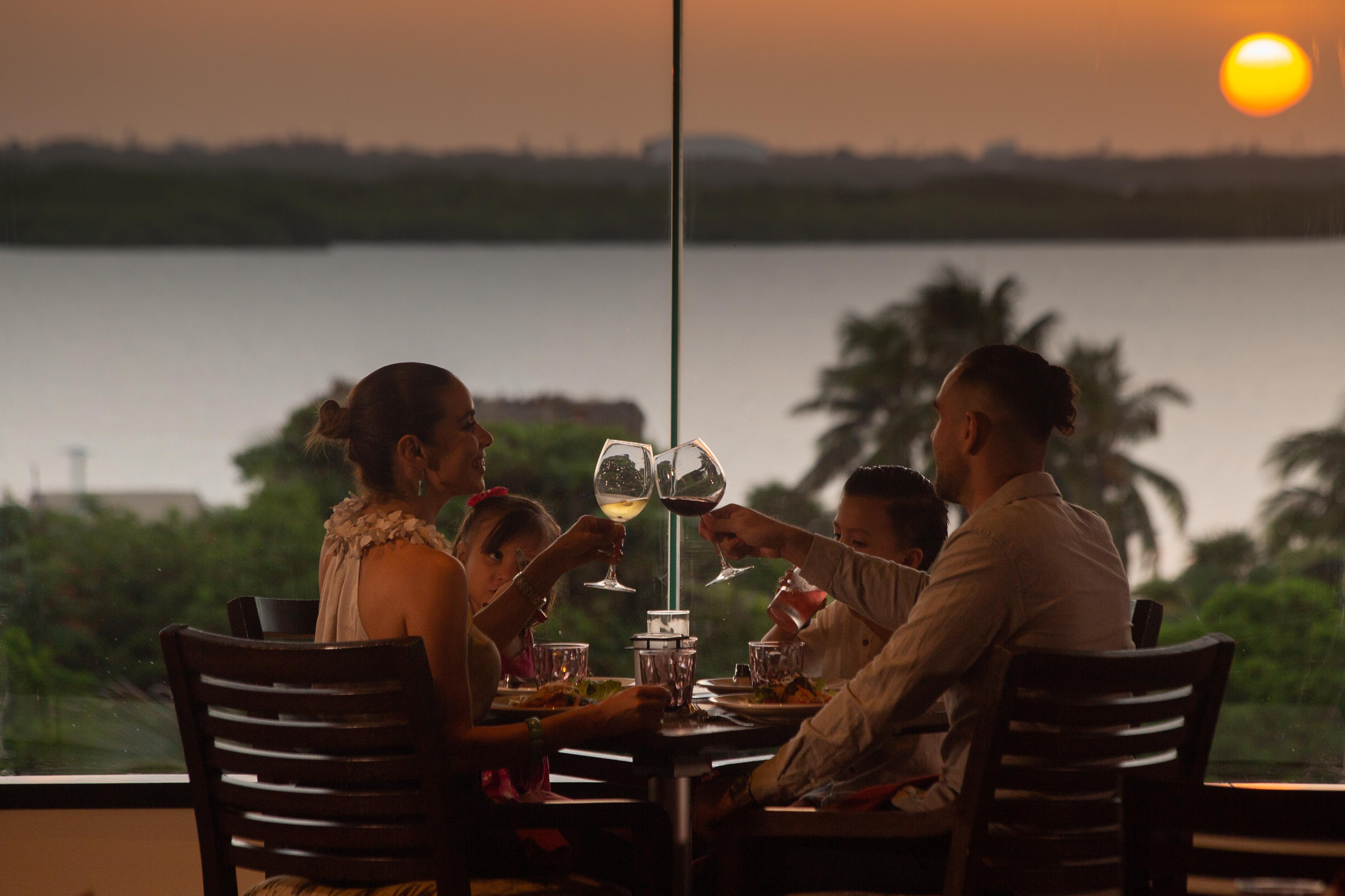 Wyndham Grand Cancun All Inclusive Resort & Villas Buitenkant foto