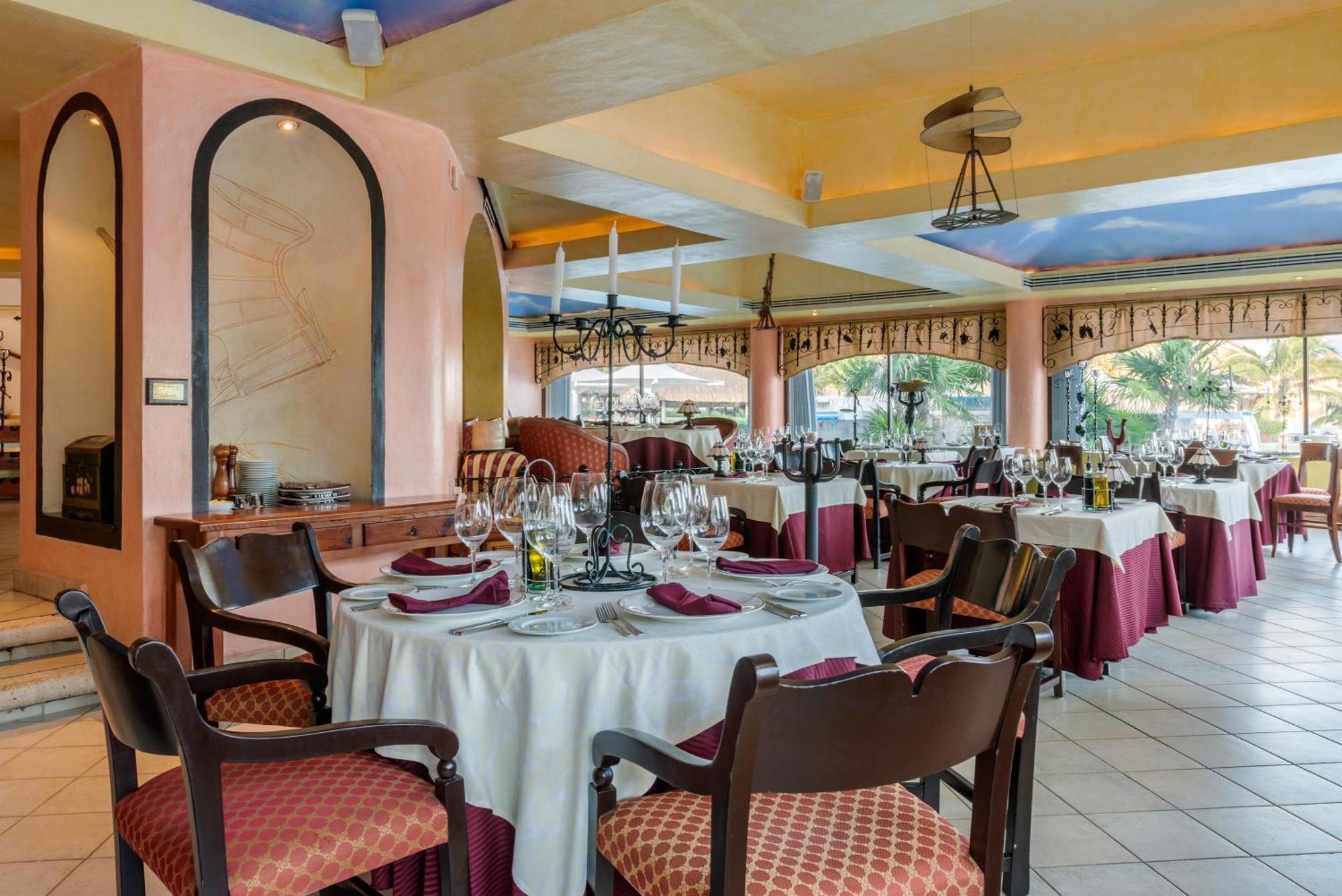 Wyndham Grand Cancun All Inclusive Resort & Villas Buitenkant foto